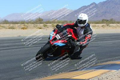 media/Mar-24-2025-Moto Forza (Mon) [[57ce5c5cff]]/1-Advanced Group/Session 3 (Turn 6 Inside)/